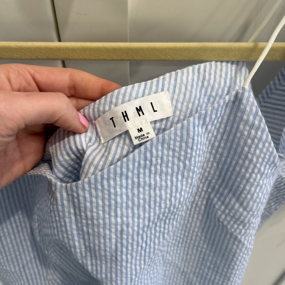 THML medium Blue Striped Women's Top off shoulder - Picture 2 of 4